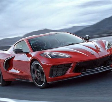 Chevrolet Corvette Stingray: Amerikan Süper Otomobil Efsanesi