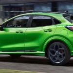 Ford Ecosport: Şehirde ve Kırsalda Kullanım için Dinamik SUV