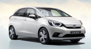 Honda Jazz: Şehir İçi Sürüşte Pratiklik ve Çok Yönlülük