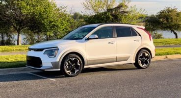 Kia Niro EV: Çevrezi Zenginliği ve Kullanışlı Sürüş