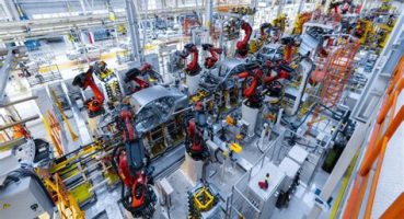 Otomotiv Endüstrisinde Dijital Dönüşüm: Trendler ve Etkileri