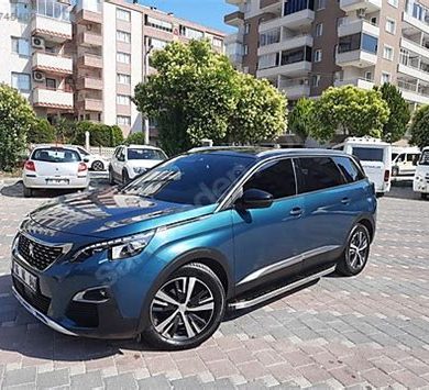 Peugeot 5008: Düşük Emisyonlarla Aile SUV’u