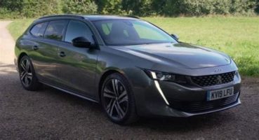 Peugeot 508 SW: Lüks ve Pratikliği Birleştiren Station Wagon