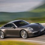 Porsche 911 Carrera 4S: Efsanevi Spor Arabada Modernizm