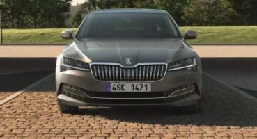 Skoda Superb: Orta Sınıfta Geniş ve Lüks Seçenek