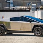 Tesla Cybertruck: Fütüristik Tasarım ve Performans