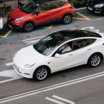 Tesla'nın robotaksi modelinin tanıtım tarihi belli oldu: Davetiyeler paylaşıldı