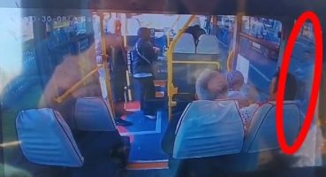 Ticari aracın çarptığı yaya ağır yaralandı: Kaza araç kamerası tarafından kaydedildi
