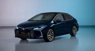 Toyota Camry: Hibrit Teknolojisi ile Sürekli Yenilenen Performans