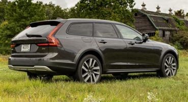 Volvo V90 Cross Country: İsveç Tarzında Arazi Üstünlüğü