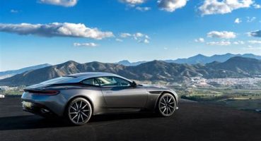 Aston Martin DB11: Lüks ve Performansı Birleştiren Tasarım