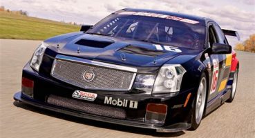 Cadillac V-Series: Yüksek Performansa Sahip Lüks Araç