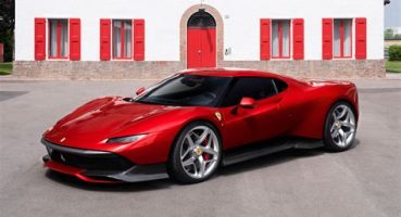 Ferrari SP38: Özel Yapım Bir Maranello Efsanesi