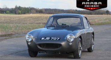 Marcos GT: İngiliz Spor Otomobil Sahasında Retro Deneyimi