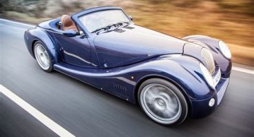Morgan Aero 8: El Yapımı Spor Aracın Eşsiz Tasarımı
