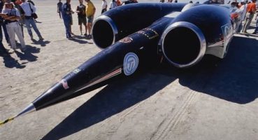 Thrust SSC: Hız Rekorları ile Dolu Bir Otomobil Deneyimi