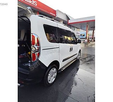 Fiat Doblo: Şehirde Pratik Kullanım Sunan Araç