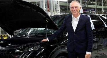 Stellantis CEO’su Carlos Tavares istifa etti