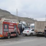 Şırnak'ta kamyonet ile otomobil çarpıştı: 5 yaralı