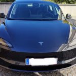 Tesla Model 3 Highland: Yenilenen Tasarım ve Performans Değerlendirmesi