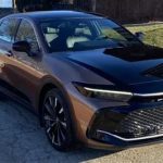 Toyota Crown 2025: Yeni Nesil Lüks ve Hibrit Performansı