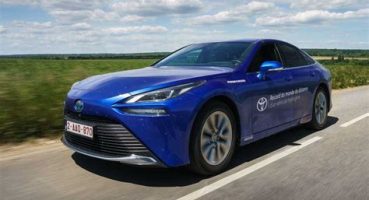 Toyota Mirai: Hidrojen Yakıtlı Sedanların Geleceği Var mı?