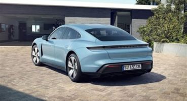 Porsche Taycan: Yüksek Performanslı Elektrikli Spor Sedan Analizi