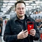 Tesla Model S Plaid: Yenilikçi Teknoloji ve Çarpıcı Hız Deneyimi