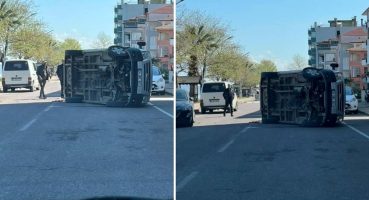 Otomobili ile başka bir araca çarptı, yan yattı