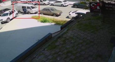Aracını çalmak isteyen hırsızı suçüstü yakaladı
