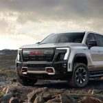 2025 GMC Sierra Denali EV: Lüks ve Kas Gücü Bir Arada