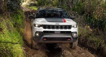 2025 Jeep Compass: Off-road Ruhuyla Günlük Konfor