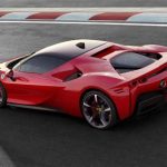 Ferrari SF90 Stradale 2025: Hibrid Canavar Güncellendi