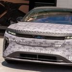 2025 Lucid Gravity: Lüks Elektrikli SUV Dünyasında Yeni Zirve