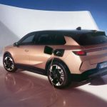 Opel Grandland 2025: Alman SUV’de Yeni Tasarım ve Hibrit Motor