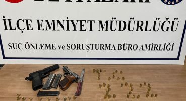 Durdurulan otomobilde 2 tabanca ele geçirildi