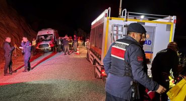 Sivas’ta feci kaza: Araçtaki 4 kişi öldü