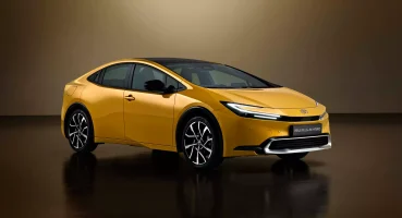2025 Toyota Prius Plug-in: Yeni Nesil Hibrit verimliliği