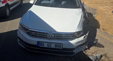 Şırnak’ta kamyonet ve otomobilin çarpıştığı kazada 8 kişi yaralandı