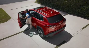 Toyota’dan Corolla atağı. 3 sıra koltuğu olacak