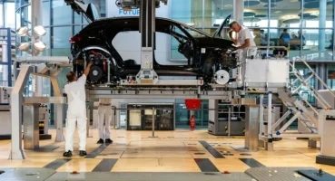 Almanya’nın otomotiv krizi genç mühendisleri işsiz bıraktı