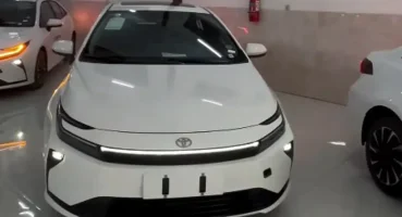 Yenilenen Toyota Corolla yollara indi, komşuda satılmaya başlandı