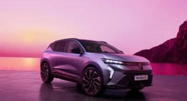 Renault Scenic E-Tech daha uzun menzil ve daha hızlı şarj özelliği sunuyor